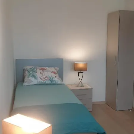 Fortuna Rajna Apartman * ספליט