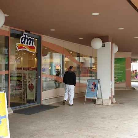 شقة Fortuna Rajna Apartman